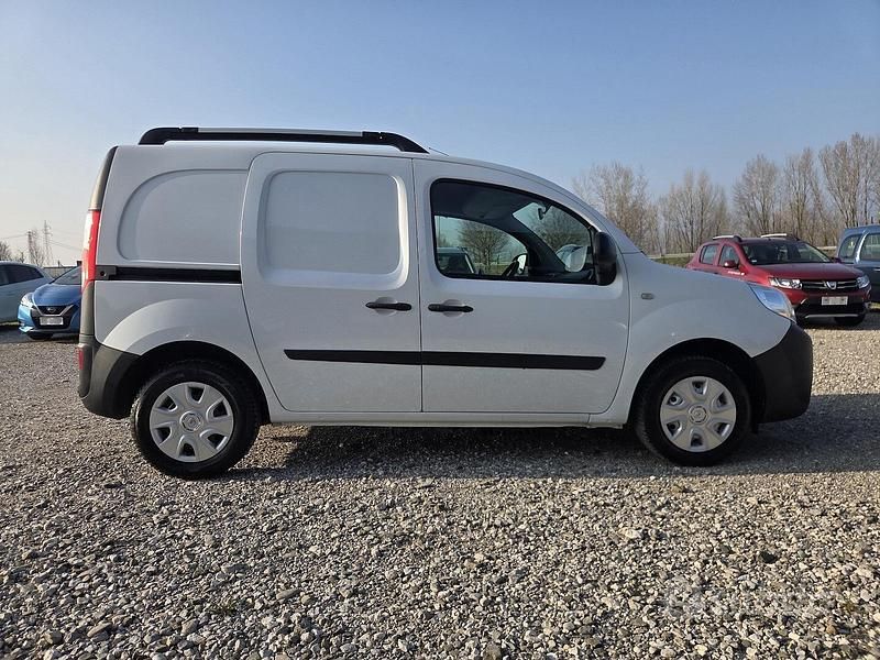 Usata Renault Kangoo 110 CV (80 kW) 2018 Bianco Monovolume