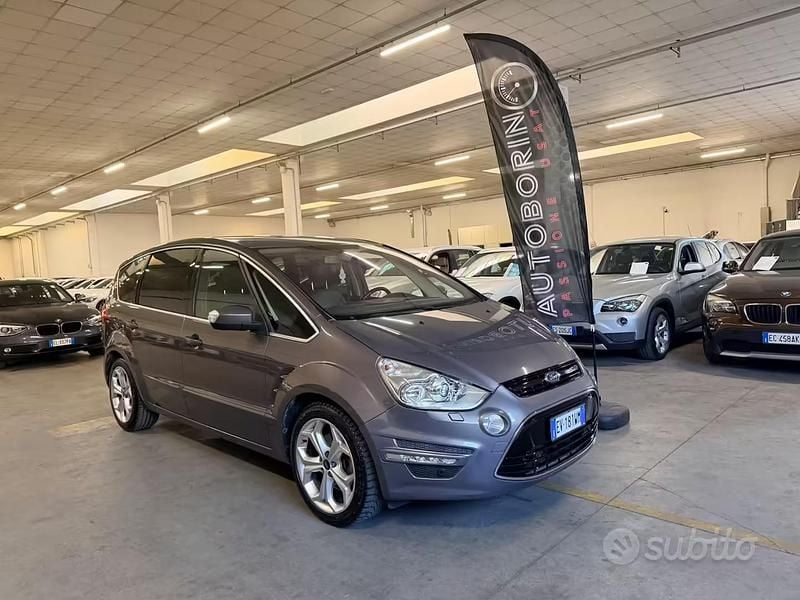 Usata Ford S-MAX Titanium 163 CV (119 kW) 2014 Grigio Monovolume