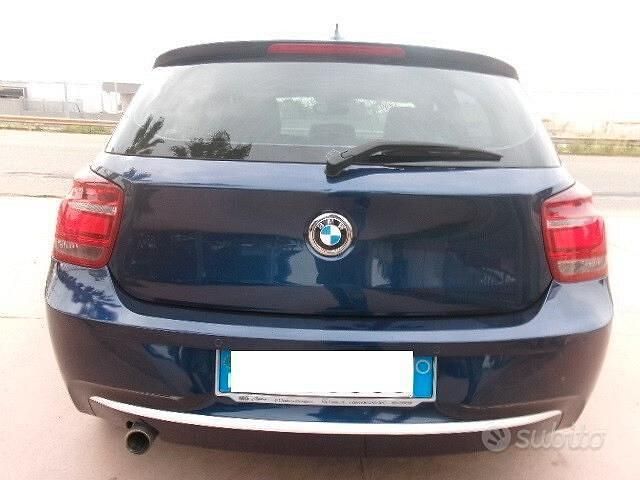 Usata BMW 118 143 CV (105 kW) 2015 Blu/azzurro Utilitaria