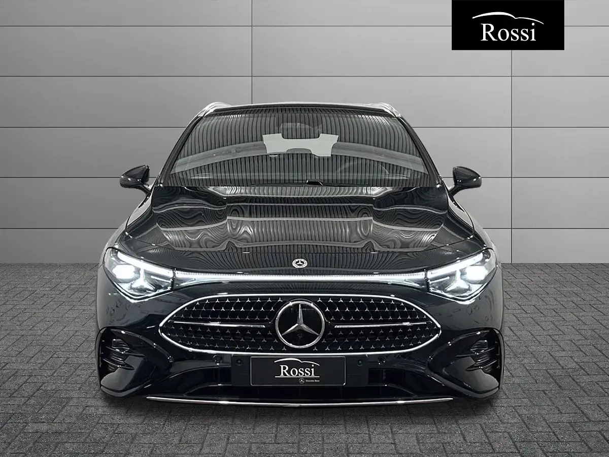 Nuova Mercedes CLA200 Shooting Brake 163 CV (119 kW) 2026 Nero Station wagon