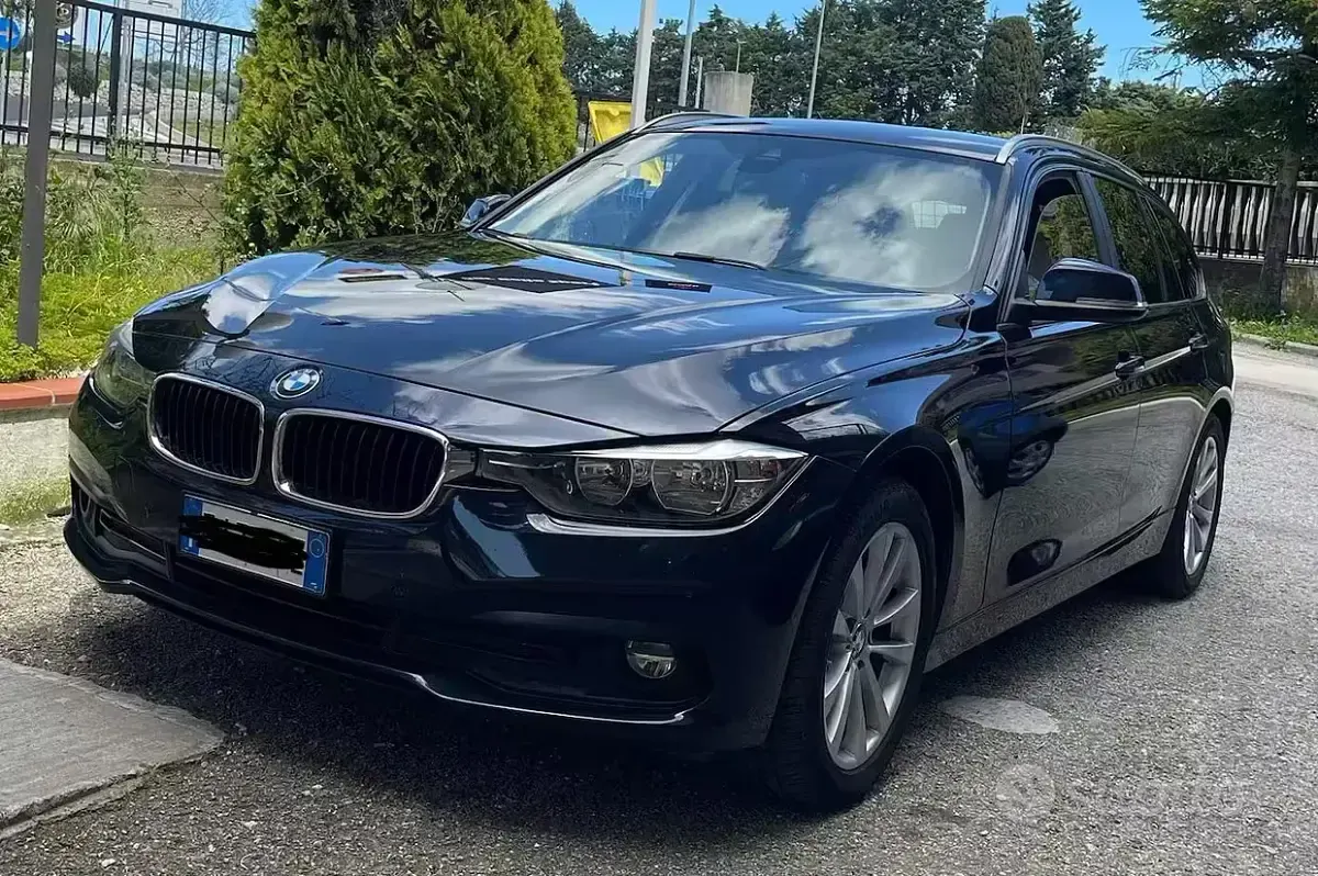 Usata BMW 320 163 CV (119 kW) 2017 Bluazzurro Station wagon