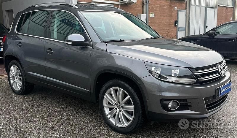 Usata VW Tiguan Sportline 110 CV (80 kW) 2012 Grigio SUV