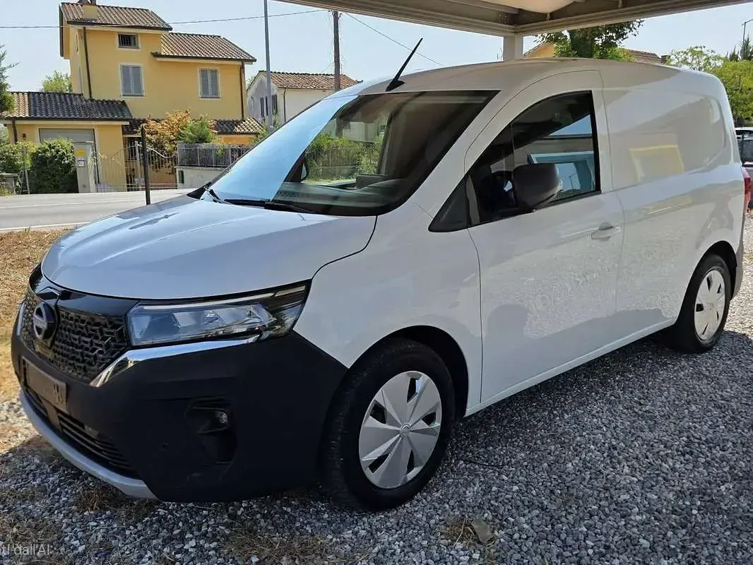 Usata Nissan Townstar N-Connecta 89 kW (122 CV) 2023 Bianco Furgone