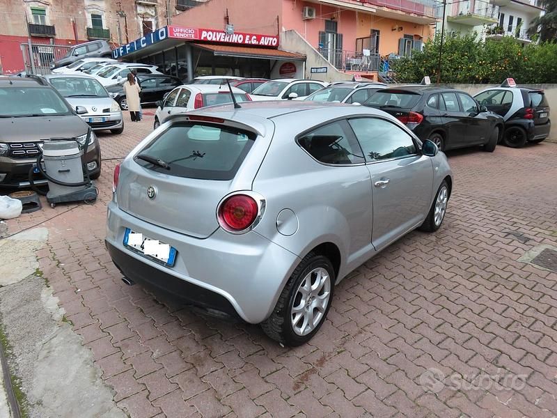 Usata Alfa Romeo MiTo 120 CV (88 kW) 2011 Grigio Utilitaria