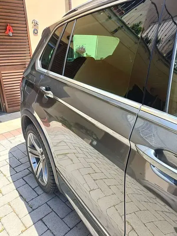 Usata VW Tiguan Business 150 CV (110 kW) 2019 Grigio SUV