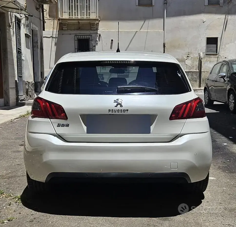 Usata Peugeot 308 131 CV (96 kW) 2019 Bianco Berlina