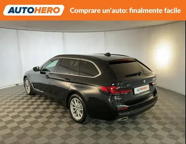 Usata BMW 520 190 CV (139 kW) 2022 Nero Station wagon