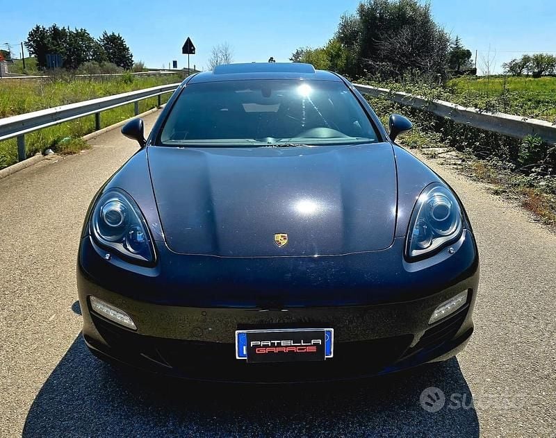 Usata Porsche Panamera Platinum Edition 250 CV (183 kW) 2012 Nero Utilitaria