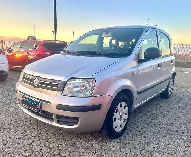 Usata Fiat Panda 69 CV (50 kW) 2011 Argento Berlina