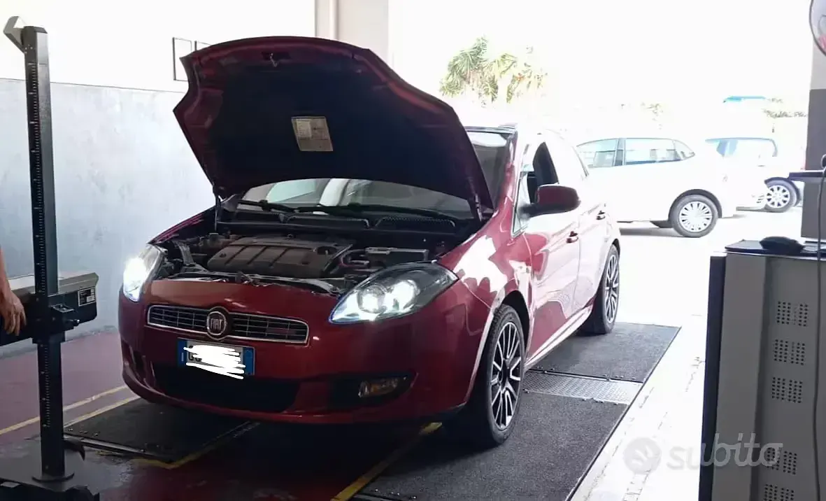 Usata Fiat Bravo 150 CV (110 kW) 2007 Rosso Utilitaria