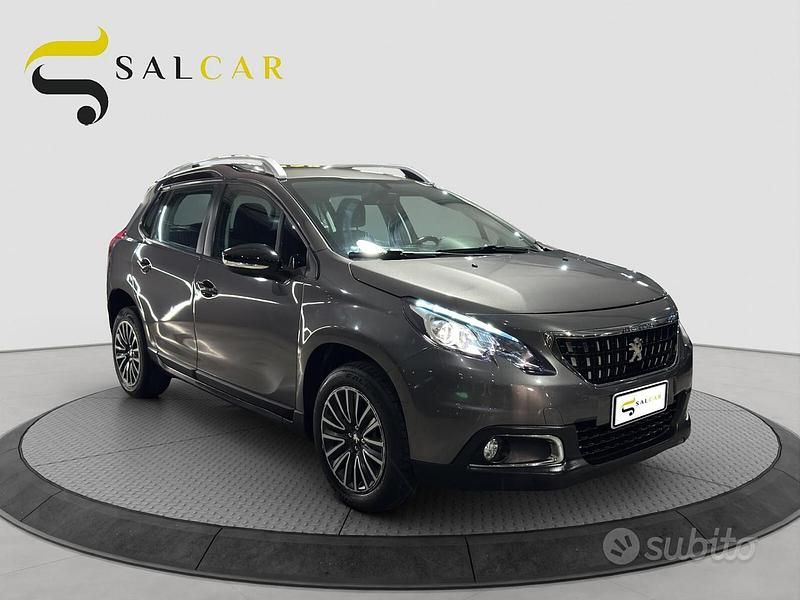 Usata Peugeot 2008 Allure 100 CV (73 kW) 2018 Grigio SUV