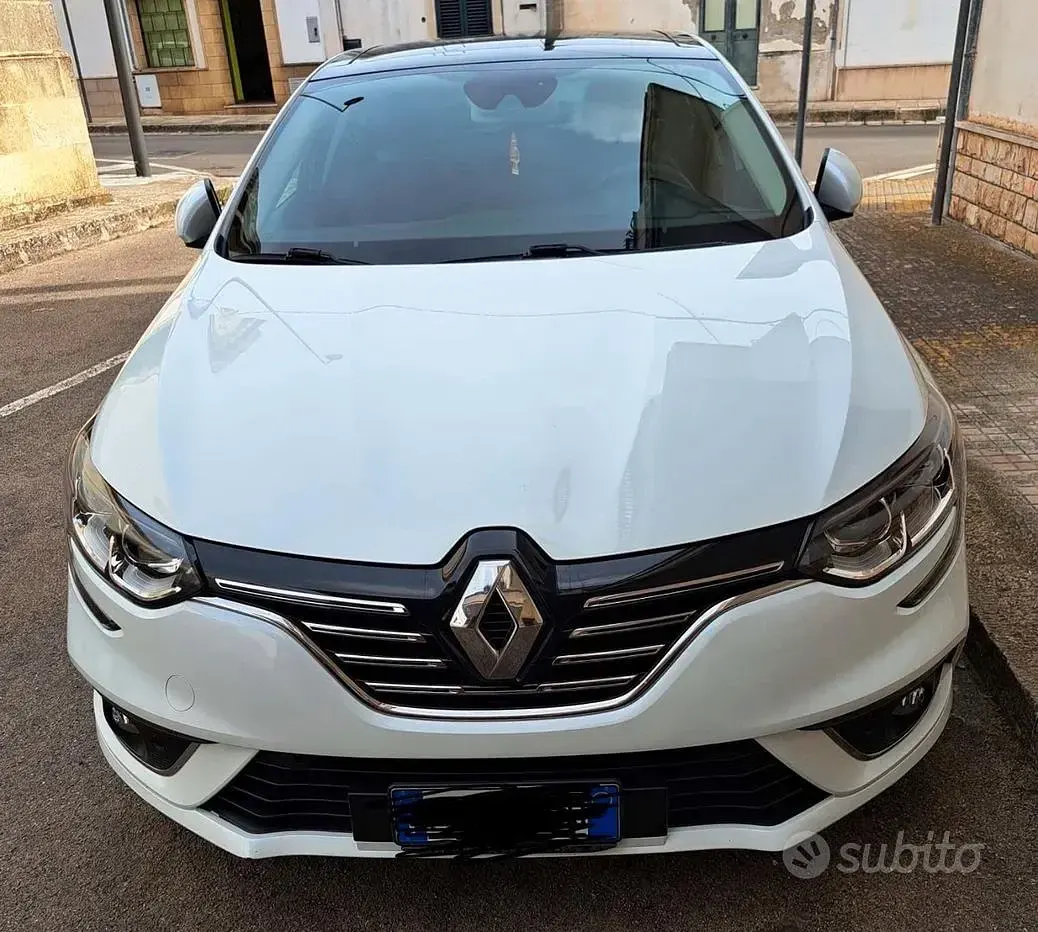 Usata Renault Mégane IV 131 CV (96 kW) 2017 Bianco Coupé