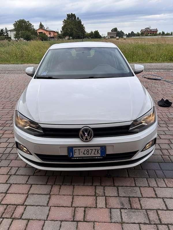 Usata 2019 VW Polo Trendline Tre volumi | 12.000 € (Ottimo prezzo) - Immagine 1/4