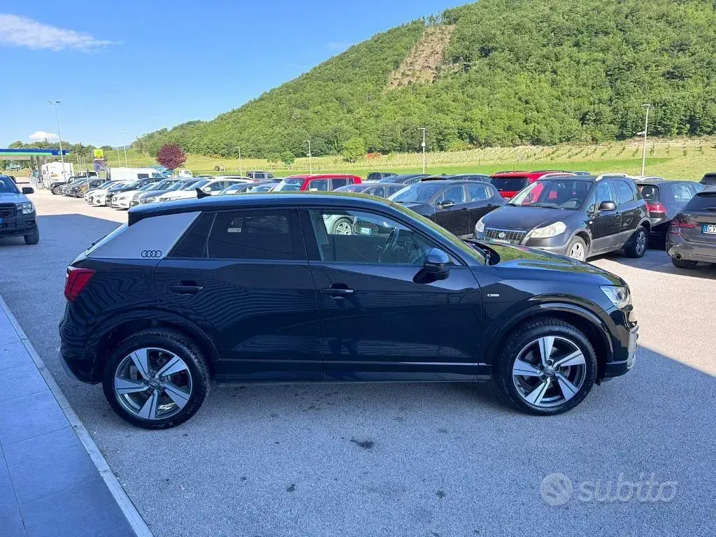 Usata Audi Q2 S-Line 116 CV (85 kW) 2016 Nero SUV