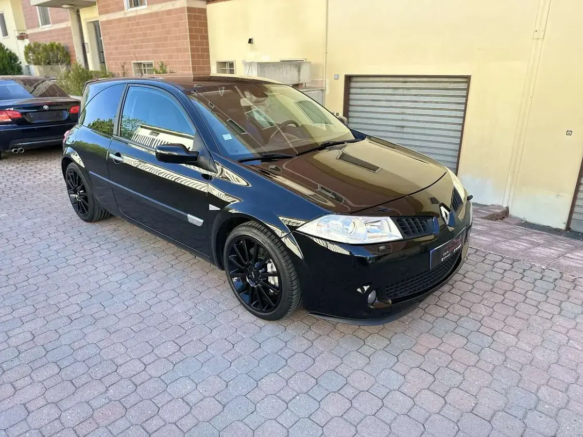 Usata Renault Mégane R.S. 224 CV (164 kW) 2006 Nero Berlina