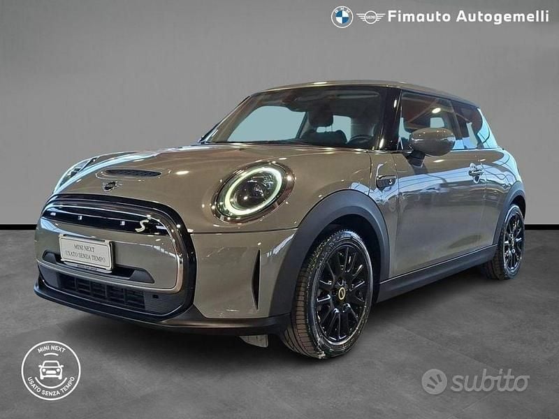 Usata Mini Cooper SE 160 kW (218 CV) 2021 Grigio / metallizzato Utilitaria