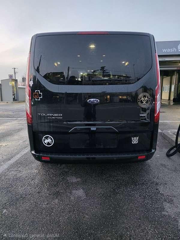 Usata Ford Tourneo Custom 86 CV (63 kW) 2020 Nero Furgone