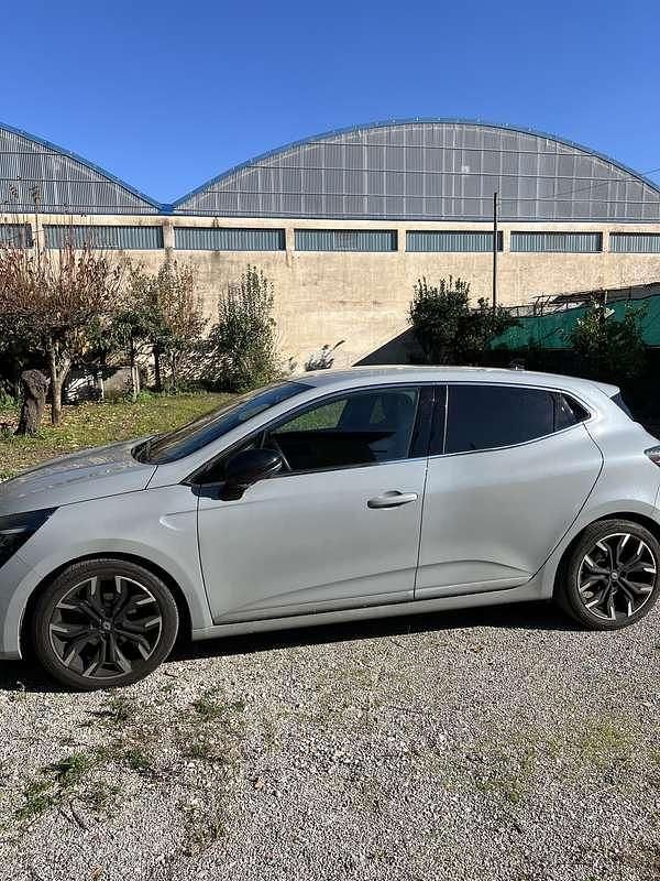 Usata Renault Clio V Evolution 101 CV (74 kW) 2024 Berlina