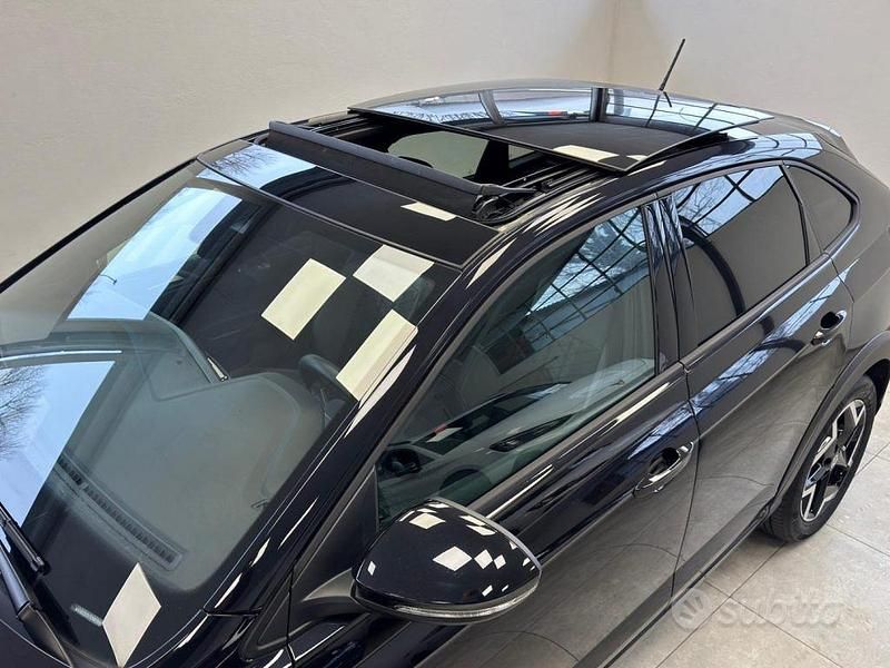 Usata VW Taigo R-line 116 CV (85 kW) 2025 Nero SUV