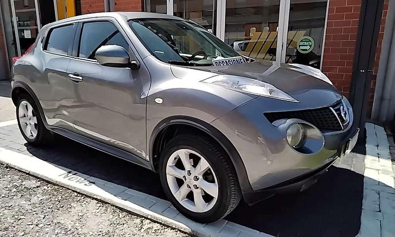 Grigio Usata 2010 Nissan Juke Tekna SUV | 7000 € (Ottimo prezzo) - Immagine 1/4