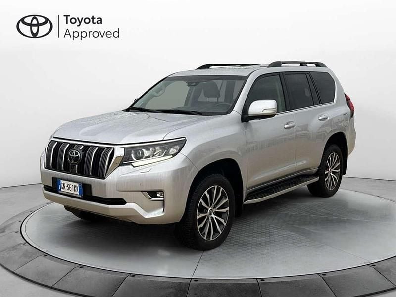 Usata Toyota Land Cruiser Executive 204 CV (150 kW) 2023 Argento SUV