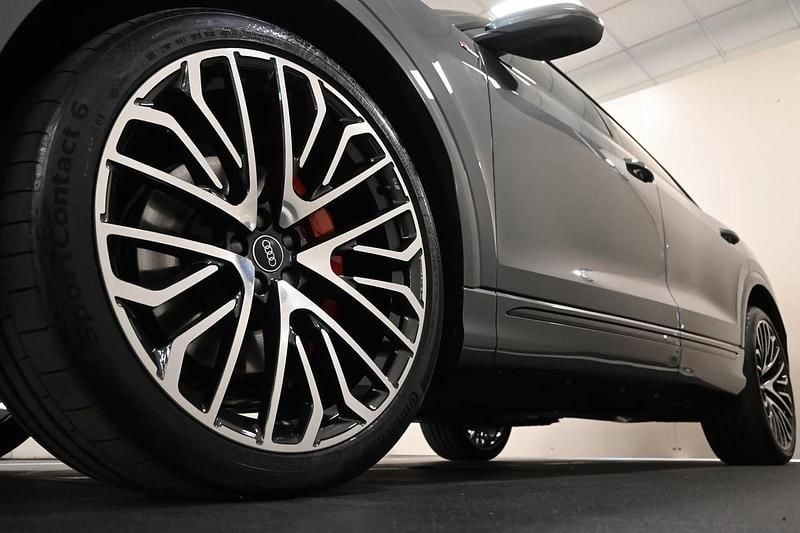 Nuova Audi Q8 e-tron Sport 209 kW (285 CV) 2025 Grigio SUV