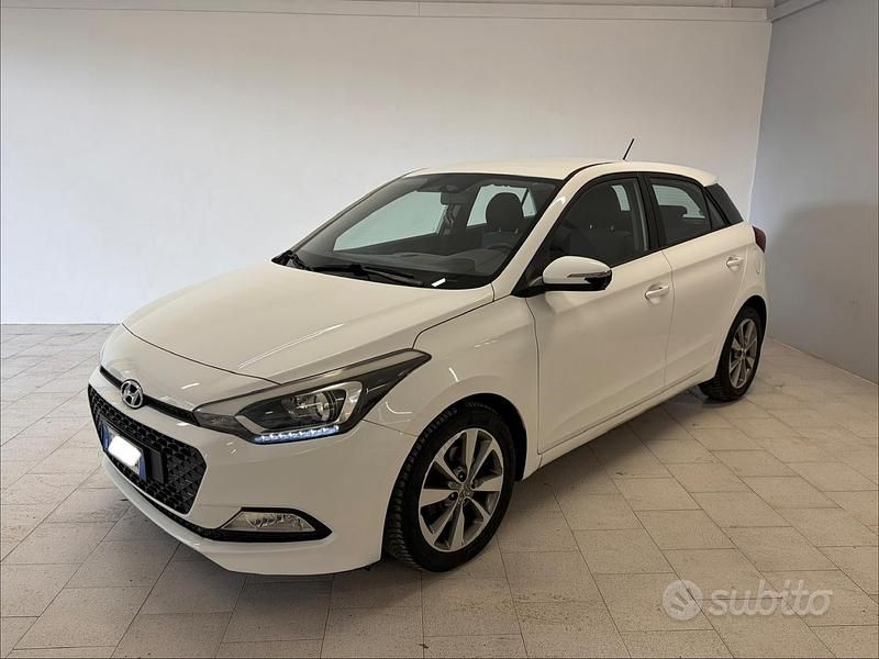 Usata Hyundai i20 Style 90 CV (66 kW) 2017 Bianco Berlina