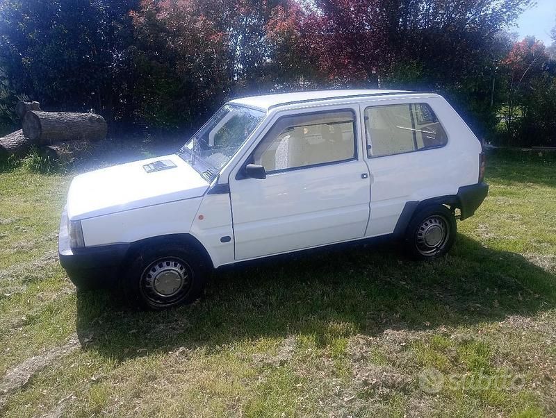 Usata Fiat Panda 34 CV (25 kW) 1989 Bianco Berlina