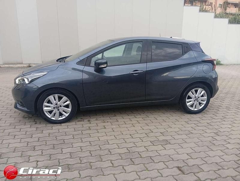 Usata Nissan Micra Acenta 101 CV (74 kW) 2020 Blu Berlina