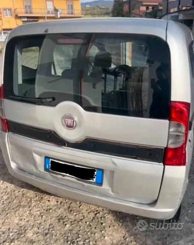 Usata Fiat Qubo Active 77 CV (56 kW) 2010 Grigio Monovolume