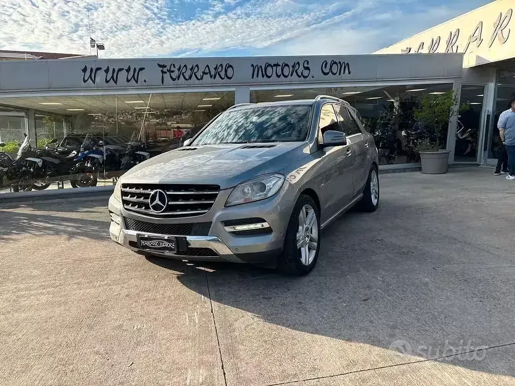 Usata Mercedes ML250 Premium 204 CV (150 kW) 2012 Grigio SUV