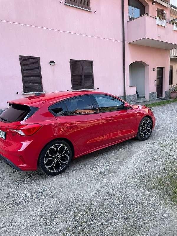 Usata Ford Focus ST-Line 125 CV (91 kW) 2021 Rosso Berlina