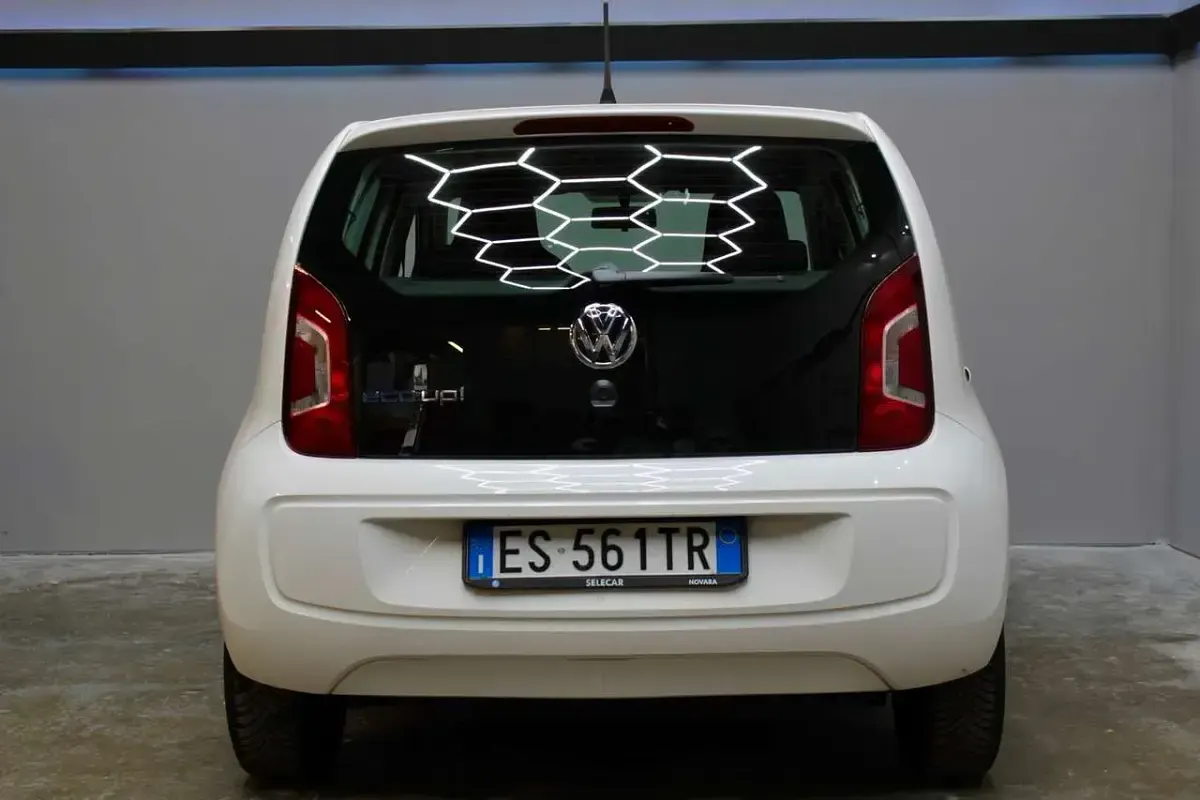 Usata VW up! 68 CV (50 kW) 2013 Bianco Utilitaria