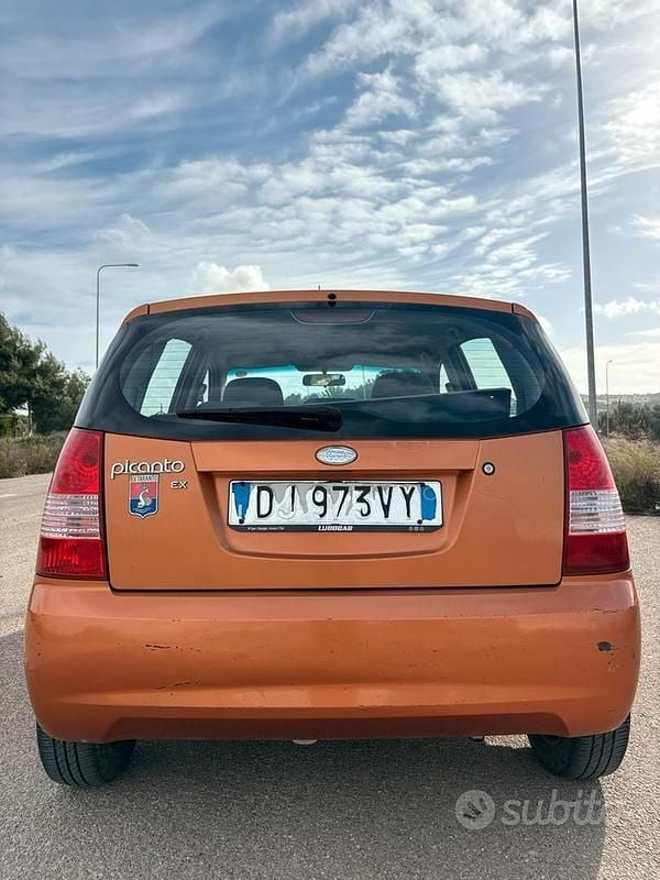 Usata Kia Picanto 2008 Utilitaria
