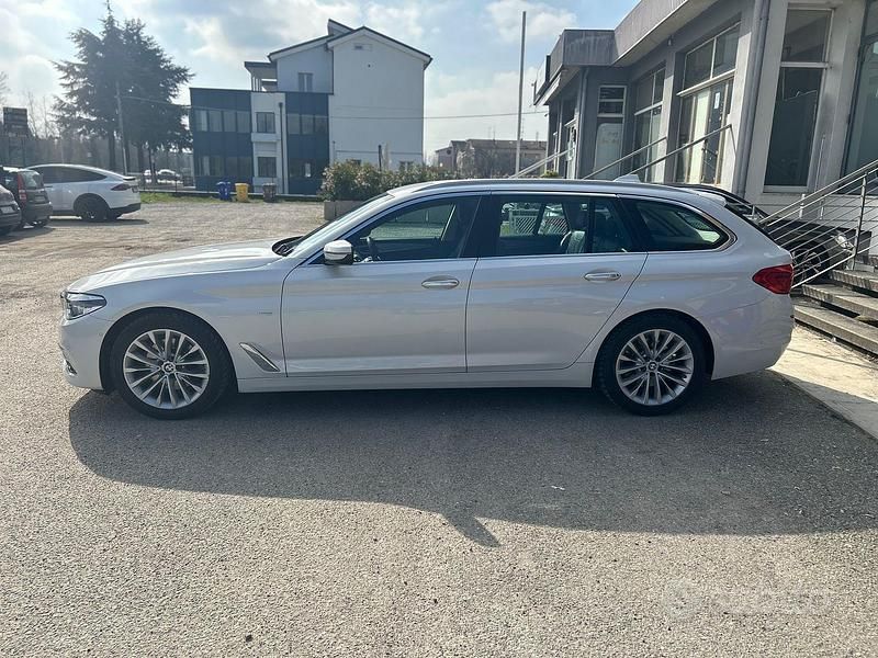 Usata BMW 520 Luxury Line 190 CV (139 kW) 2017 Bianco Station wagon