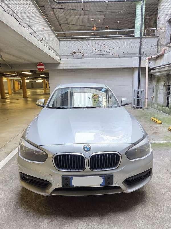 Usata BMW 116 Advantage 116 CV (85 kW) 2018 Grigio Utilitaria