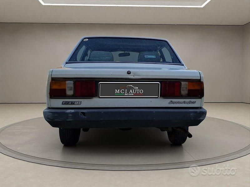 Usata Fiat 1600 97 CV (71 kW) 1983 Bianco Berlina