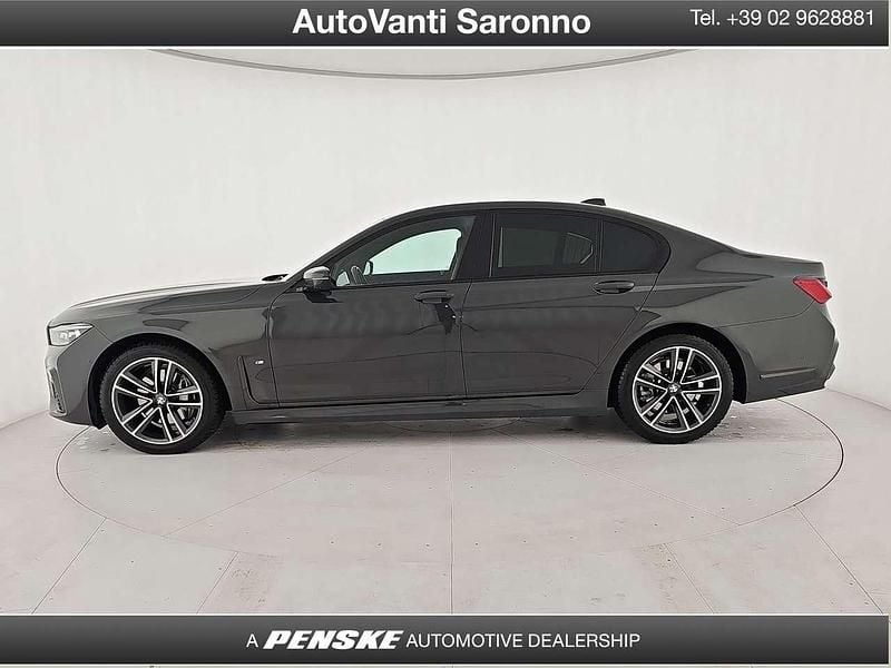 Usata BMW 730 M Sport 265 CV (194 kW) 2022 Grigio Berlina