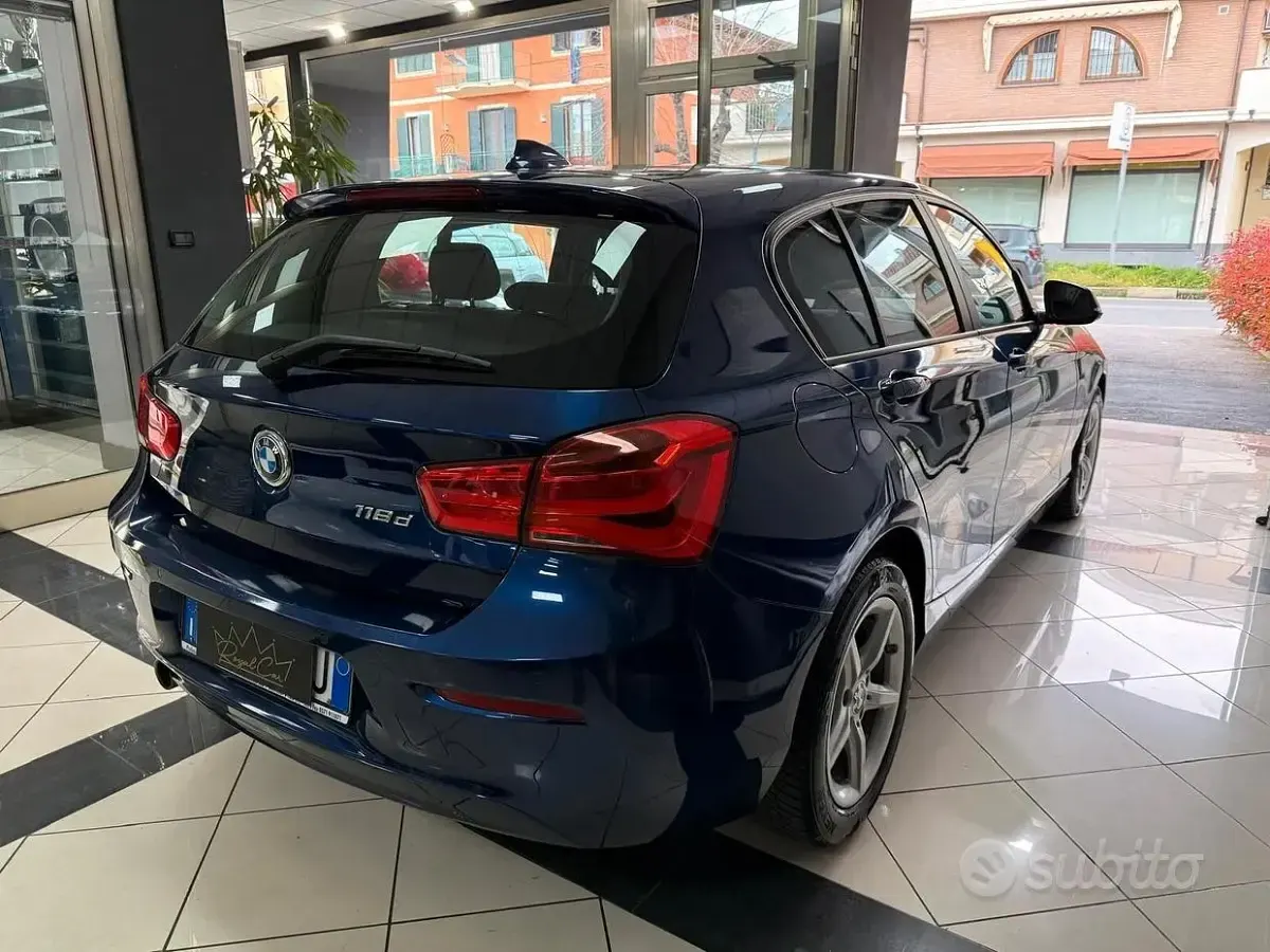 Usata BMW 118 Comfort Edition 150 CV (110 kW) 2018 Blu Utilitaria