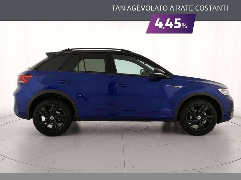 Usata VW T-Roc R-line Plus 116 CV (85 kW) 2024 Lapiz blue metallizzato nero SUV