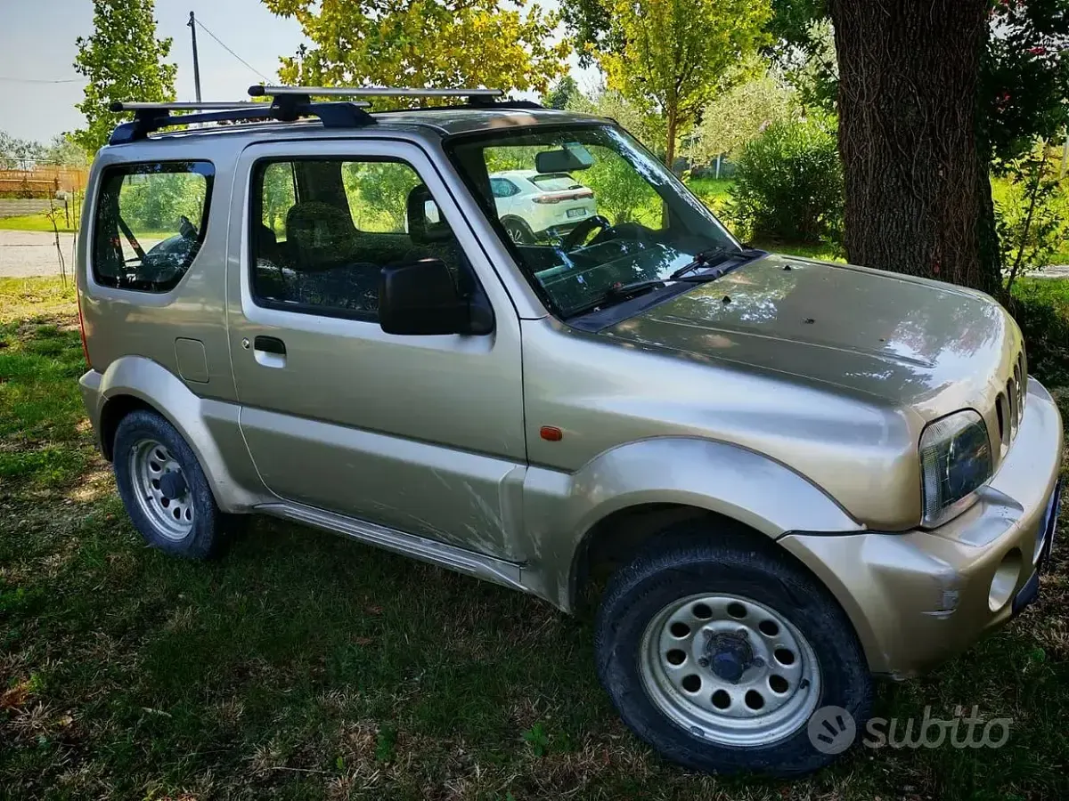 Usata Suzuki Jimny 82 CV (60 kW) 2003 SUV