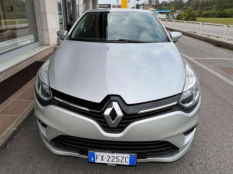 Usata Renault Clio IV Business 76 CV (55 kW) 2019 Grigio Berlina