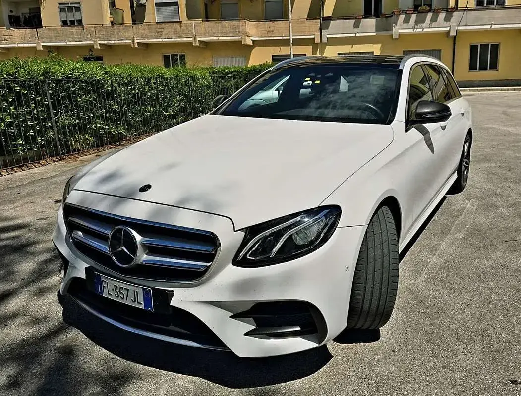 Usata Mercedes E350 Premium Plus 258 CV (189 kW) 2017 Station wagon