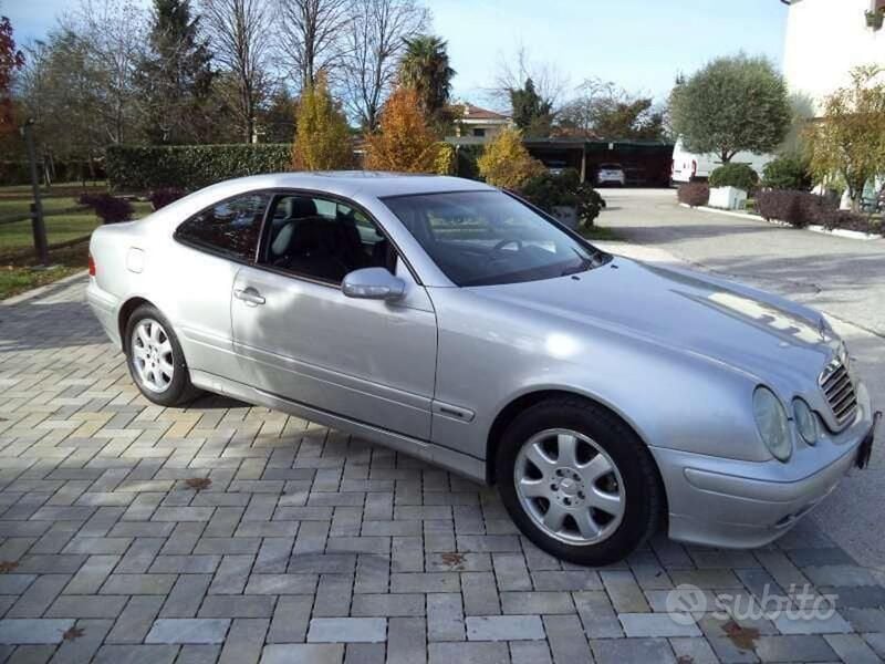 Usata Mercedes CLK200 Avantgarde 163 CV (119 kW) 2001 Argento Coupé
