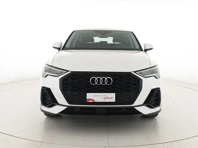 Usata Audi Q3 Sportback Business Plus 150 CV (110 kW) 2023 Bianco ibis SUV