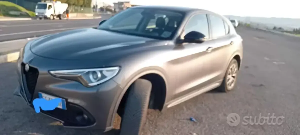 Usata Alfa Romeo Stelvio 179 CV (131 kW) 2018 Grigio SUV