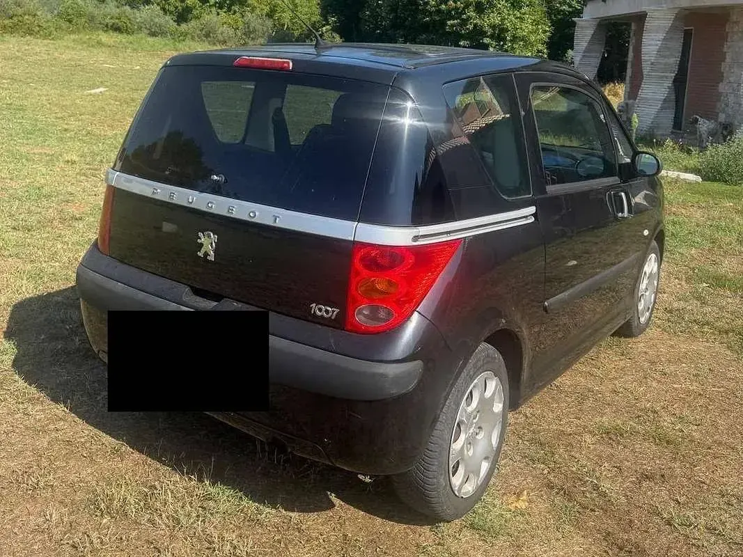 Usata Peugeot 1007 73 CV (53 kW) 2007 Nero Monovolume