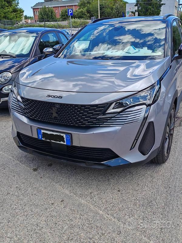 Grigio Usata 2021 Peugeot 3008 GT-line SUV | 25.500 € (Molto cara) - Immagine 1/4
