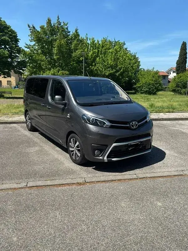 Usata Toyota Proace Luxury 177 CV (130 kW) 2020 Monovolume