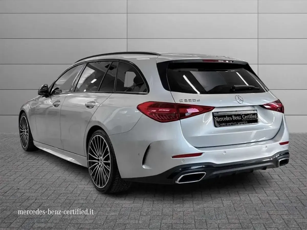 Begagnad Mercedes C220 Premium 200 HK (147 kW) 2022 Grå Kombi